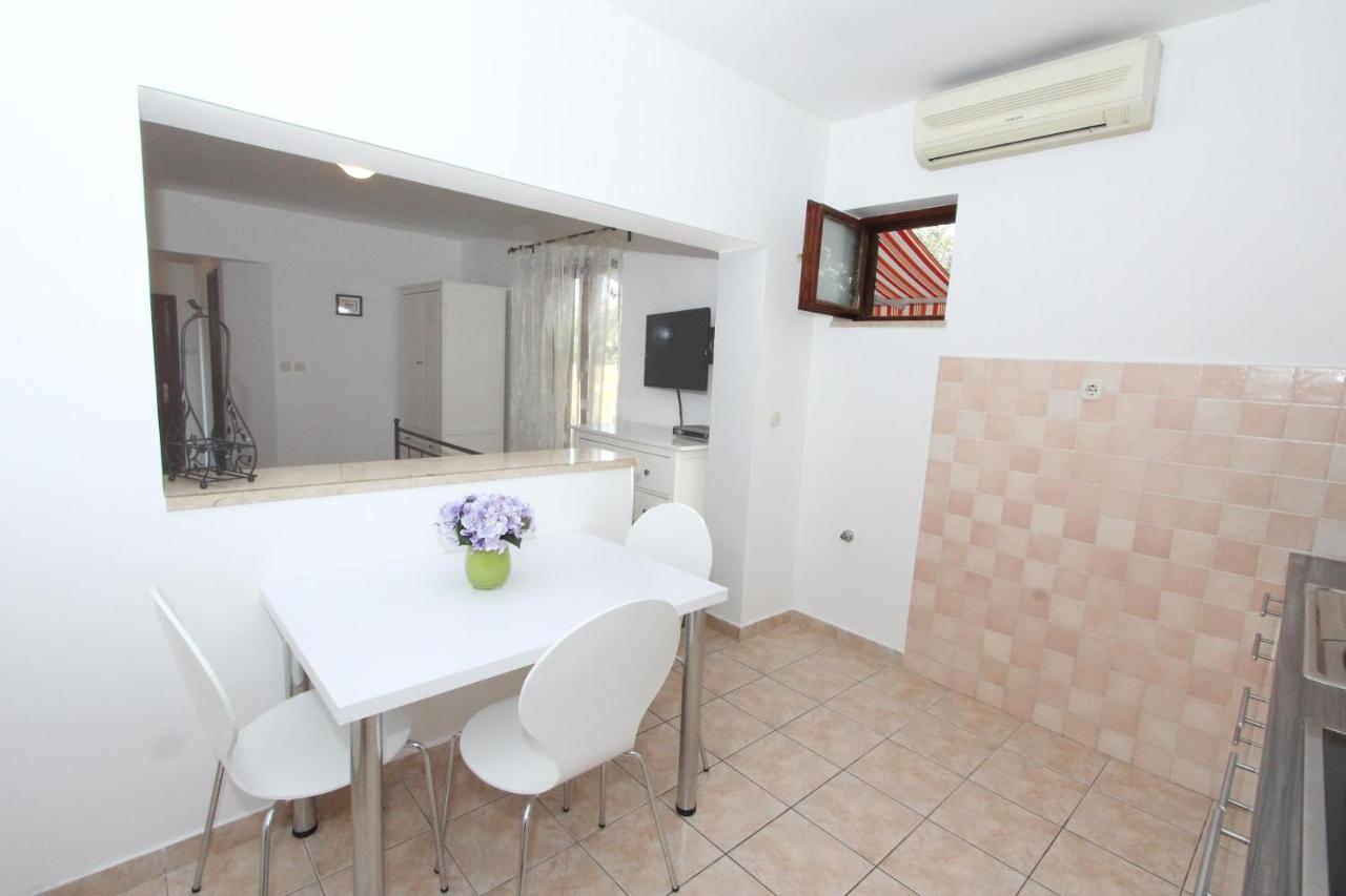 Apartments Mirela Rovinj Bagian luar foto