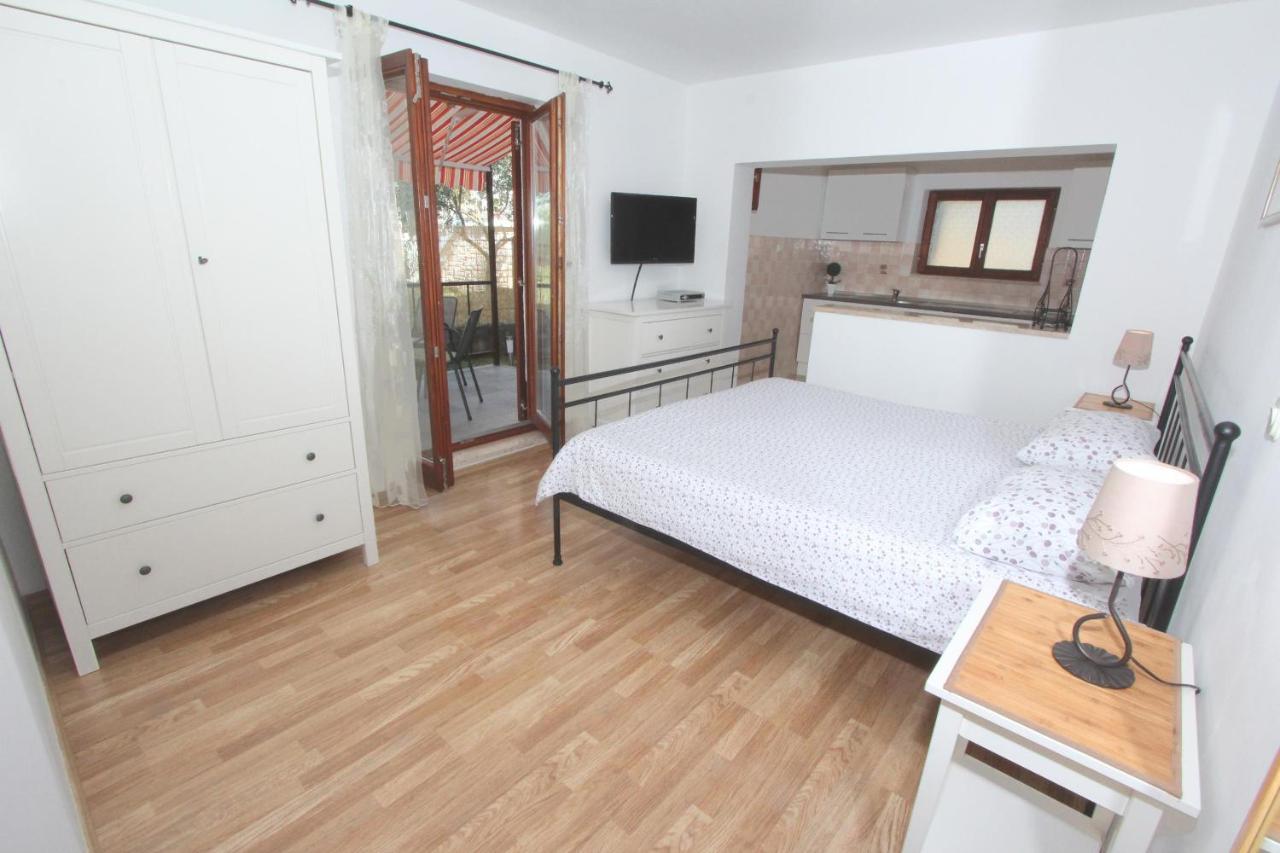 Apartments Mirela Rovinj Bagian luar foto