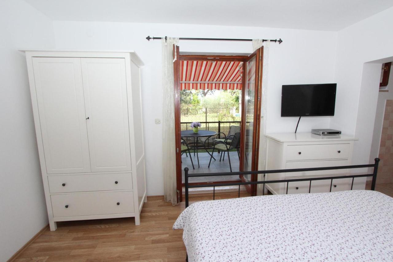 Apartments Mirela Rovinj Bagian luar foto